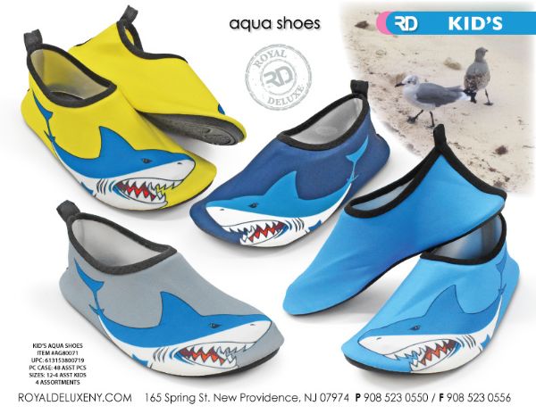 Shark Print Water Shoes