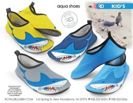 Shark Print Water Shoes